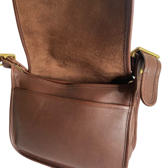 Coach Authentic Vintage Patricia Legacy Flap Leather Crossbody Brown - Picture 11 of 14